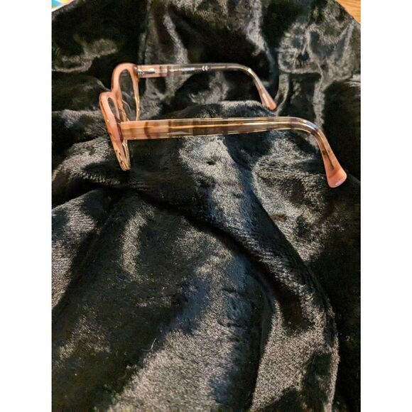 Authentic cover girl cat eyes prescription glasses. - Picture 3 of 12